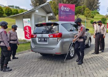 Personel Polres Simalungun amankan libur Tahun Baru Islam di Parapat.