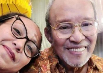 Bob Tutupoly dan Anak semata wayangnya, Sasha Tutupoly. Pilu! Terungkap Detik-detik Bob Tutupoly Meninggal Dunia, Pesan Terakhir sang Legendaris Diungkap Buah Hati: He is The Best Father.. (Instagram @sashatutupoly)