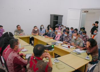 Gugus Tugas Percepatan Penanganan (GTPP) Covid-19 Sumatera Utara saat melaksanakan kunjungan di Kabupaten Humbang Hasundutan (Humbahas), yang dipimpin Dr. Drs. Arsyad Lubis, MM, selaku Sekretaris GTPP Covid-19 Sumut, Kamis (21/7/2022).