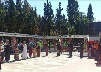 Situasi ritual keagamaan untuk penghormatan gugurnya Raja Sisingamangaraja XII 114 tahun yang lalu yang dirayakan pada hari ini, Kamis (17/6/2021). (Tribun-medan.com/Maurits)