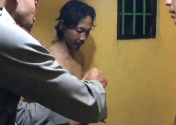 Miyasto (40) warga Desa Gerahan, Kecamatan Silo, Kabupaten Jember, dengan sadis menebas leher ibu kandungnya saat tertidur pulas. Foto/iNews TV/Bambang Sugiarto