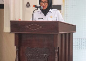 Plt. Wali Kota Pematang Siantar, dr Susanti Dewayani SpA, saat menyampaikan nota jawaban atas pandangan umum Fraksi DPRD Kota Pematang Siantar.