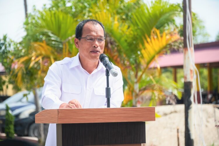 Bupati Humbahas, Dosmar Banjarnahor SE saat memberikan kata sambutan.