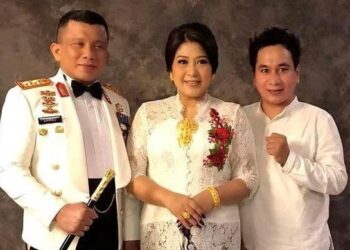 Ferdy Sambo dan istri/ Tangkapan layar media sosial