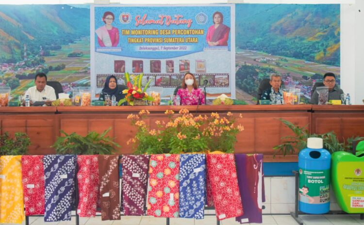 Tim Penggerak (TP) Pemberdayaan Kesejahteraan Keluarga (PKK) Provinsi Sumatera Utara (Provsu) melaksanakan monitoring Desa Percontohan di Kabupaten Humbang Hasundutan (Humbahas), Rabu (7/9/2022).