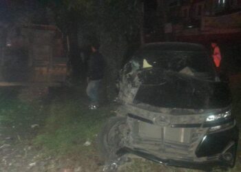 Penampakan minibus Toyota Avanza yang terlibat kecelakaan dengan truk Pemkab Simalungun Kamis (8/9/2022) malam. HO