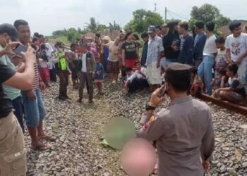 Korban meninggal dunia usai tertabrak kereta api di Kecamatan Batang Kuis, Deli Serdang. [Ist]