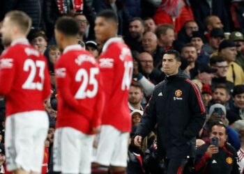 Cristiano Ronaldo tidak dimainkan sama sekali di laga Manchester United vs Tottenham Hotspur. (Foto: Reuters)