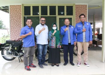 Foto bersama usai pertemuan dengan Wali Kota Pematang Siantar.