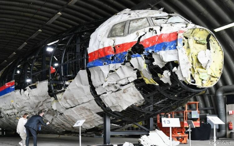 Puing-puing pesawat Malaysia Airlines MH17. (Foto: Bloomberg)