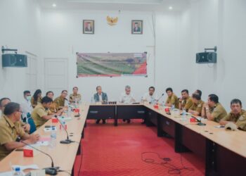 Bupati dan Kepala BPN melaksanakan sidang PPL di Humbang Hasundutan.