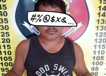 TS (36) pelaku judi tebak angka diamankan Personel Polek Perdagangan Polres Simalungun, Sabtu (19/11/2022). TRIBUN MEDAN