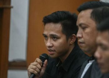 Bharada E jalani persidangan (Foto: MPI)