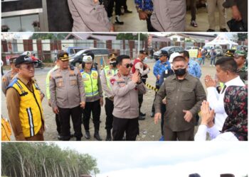 Kapolres Pematang Siantar, AKBP Fernando, SH, SIK, mendampingi Kapolda Sumut, Irjen. Pol. Drs. R.Z. Panca Putra Simanjuntak, M.Si, saat meninjau lokasi jalan alternatif Gerbang Tol Sinaksak - Dolok Merawan, Senin (19/12/2022