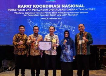 dr Susanti Dewayani SpA menghadiri Rapat Koordinasi Nasional (Rakornas) Percepatan dan Perluasan Digitalisasi Daerah (P2DD) Tahun 2022, di Ballrom Hotel Le Meridien, Jakarta, Selasa (6/12/2022).
