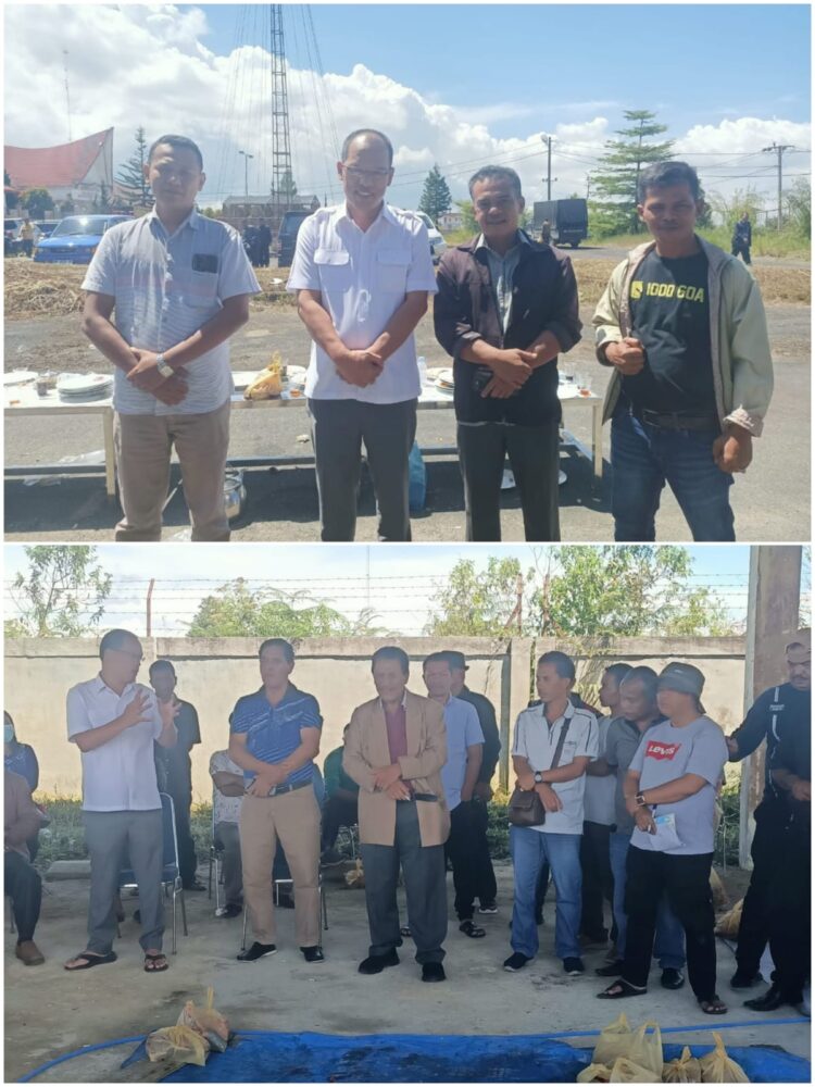 Dosmar Banjarnahor kembali menyembelih dua ekor kerbau untuk dibagikan kepada perwakilan masyarakat, tokoh masyarakat, tokoh adat, tokoh agama, pers, hingga anggota DPRD  Kabupaten Humbang Hasundutan, Sabtu (24/12/2022), di Dolok Sanggul.