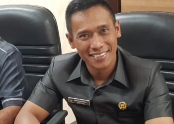 Guntur Simamora.