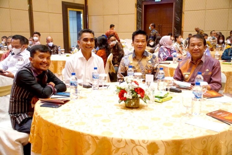 Wakil Bupati Humbahas, Oloan Paniaran Nababan SH MH saat hadiri PTBI di Medan.