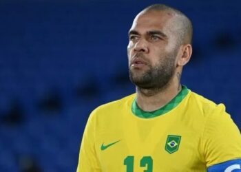 Kapten Timnas Brasil di cabang olahraga sepakbola Olimpiade Tokyo, Dani Alves. [DANIEL LEAL-OLIVAS / AFP]