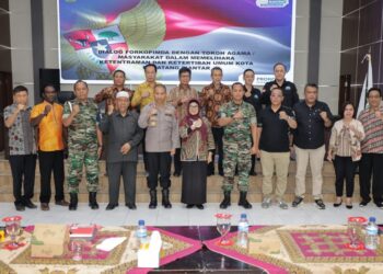 Forkopimda bersama tokoh agama dan tokoh masyarakat menyerukan Kota Pematang Siantar adalah kota toleransi.
