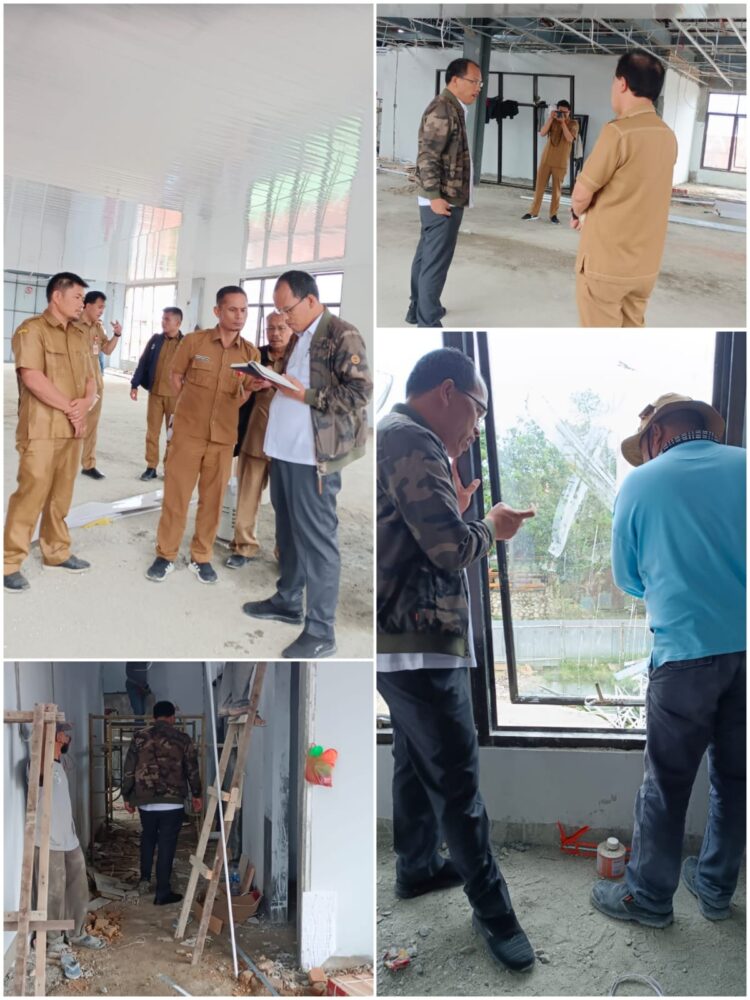 Dosmar tampak marah-marah saat melakukan peninjauan pembangunan proyek Mall Pelayanan Publik.