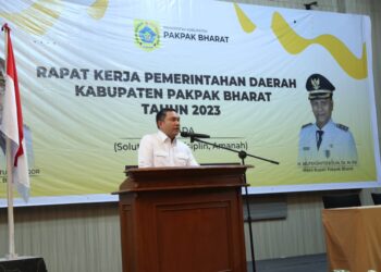 Bupati Pakpak Bharat, Franc Benrhard Tumanggor menyampaikan lima point strategis bagi seluruh Organisasi Perangkat Daerah (OPD) untuk dilaksanakan secara konsisten.