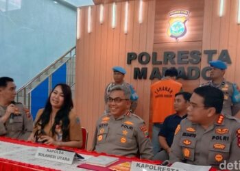Foto: Kapolda Sulut Irjen Setyo Budianto saat rilis kasus pencabulan di Manado. (Trisno Mais/detikcom)
