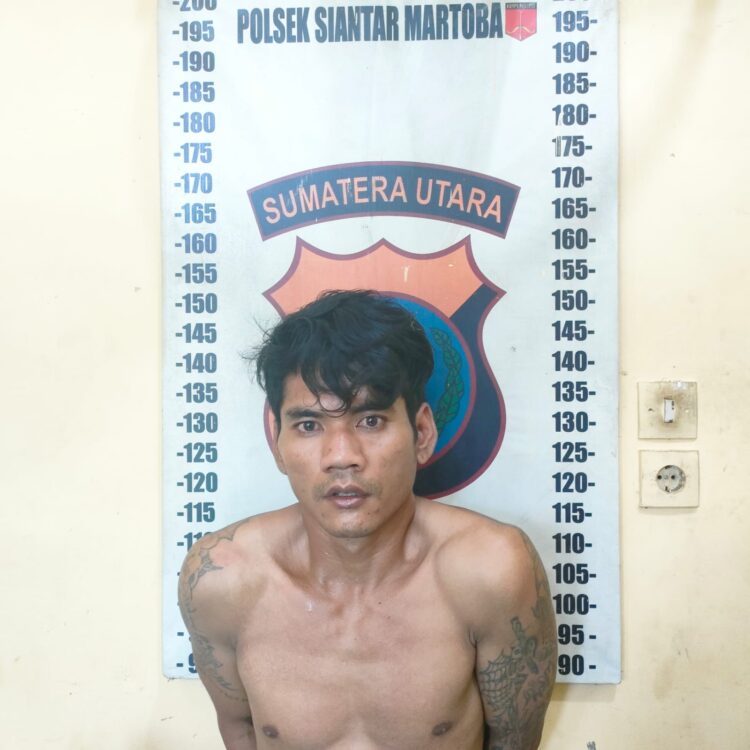 Foto pelaku yang diamankan Polisi.