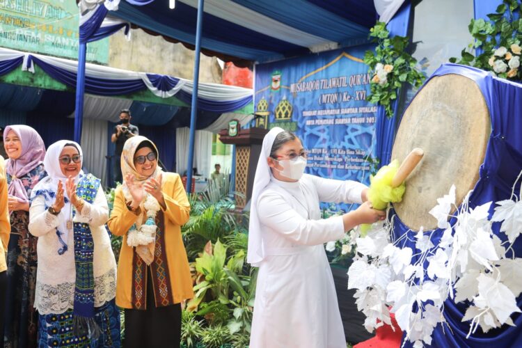 Wali Kota Pematang Siantar, dr Susanti Dewayani SpA sangat mengapresiasi kehadiran Suster Fransiskan Putri-Putri Hati Kudus Yesus dan Hati Tersuci Maria (FCJM).