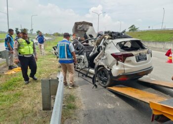 Honda HR-V remuk usai tabrak truk Tronton. Foto: Dok. Polresta Deli Serdang