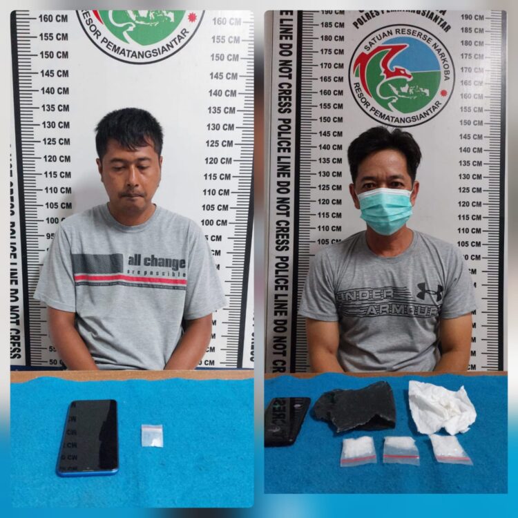 Foto kedua tersangka dan barang bukti sabu yang diamankan Polisi.