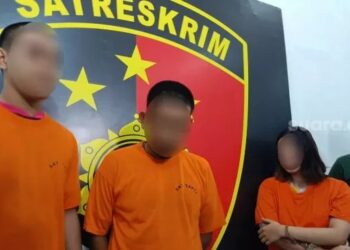 Ketiga pelaku penganiayaan yang tewaskan pria di Medan ditangkap polisi. [Suara.com/M.Aribowo]