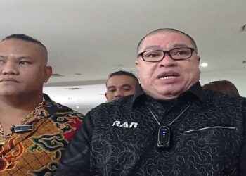 Razman Arif Nasution dan Leo Sitomorang saat ditemui di Pengadilan Negeri Jakarta Pusat, Selasa (12/7/2022).