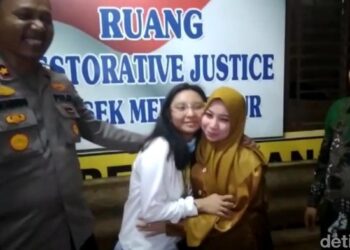 Foto: Dokter muda dan wanita yang ribut di RS Pirngadi Medan berdamai (Goklas Wisely/detikSumut)