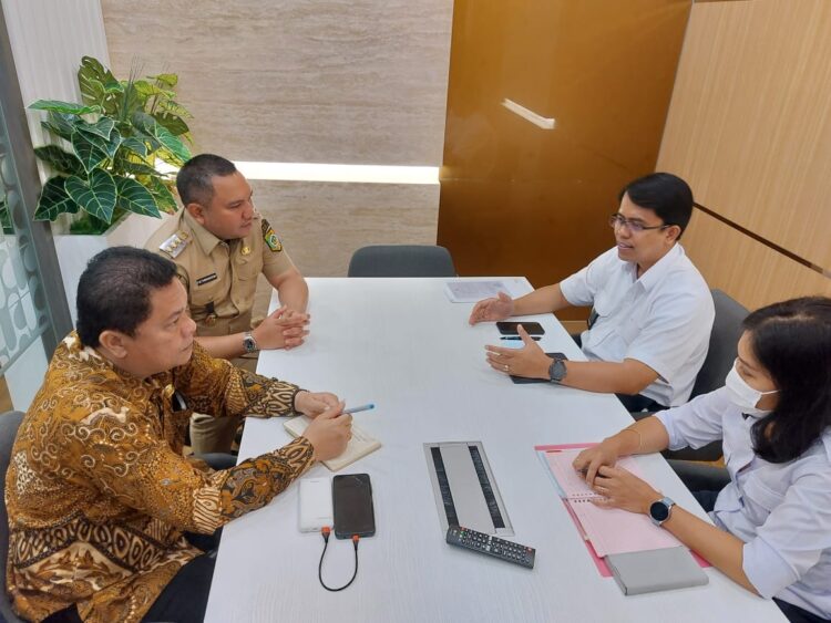 Bupati Pakpak Bharat, Franc bernhard Tumanggor kunjungi Kementrian PUTR RI  bahas tindak lanjut pembangunan jalan penghubung Aornakan-Pagindar-Batas Provinsi NAD.