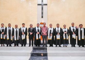 Bupati Humbahas, Dosmar Banjarnahor, SE, saat menghadiri perayaan Paskah Sub-Humbang Wilayah VII GKPI, Minggu (16/4/2023) lalu yang dilaksanakan di GKPI Doloksanggul Kota.