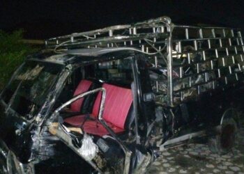 Peristiwa kecelakaan lalulintas antara sepeda motor dan sebuah mobil pickup terjadi di Jalan Lingkar Sipro-pori, Kelurahan Kapais Pulau Buaya, Kecamatan Teluk Nibung, Kota Tanjungbalai, Jumat (21/4/2023) pukul 17.30 WIB. Istimewa