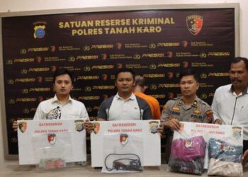 Jajaran Polres Tanah Karo, berhasil mengamankan pelaku pencurian dengan kekerasan yang terjadi di sebuah klinik, di Jalan Kolam Renang, Berastagi, pada Minggu (7/5/2023). Istimewa