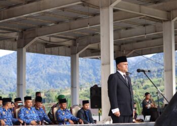 Wabup Pakpak Bharat, Dr H Mutsyuhito Solin, memimpin Upacara Peringatan Hari Kebangkitan Nasional ke 115 tingkat Kabupaten Pakpak Bharat.