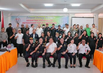 Foto bersama usai kegiatan sosialisasi Kententuan Cukai Tembakau, Rabu (10/5/2023), di Grand Maju Hotel, Doloksanggul.