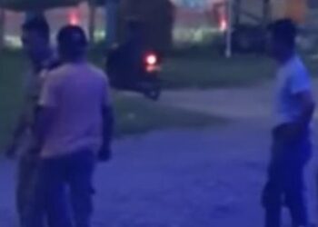 Tangkapan layar video viral Kasatpol PP Madina dianiaya anggotanya (Istimewa)