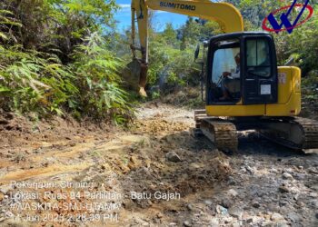 Peningkatan ruas jalan penghubung Pakpak Bharat-Humbahas mulai dikerjakan pihak PT. Waskita Karya.