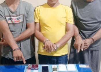 Tiga orang tersangka yang diamankan Sat Resnarkoba Polres Tanjungbalai.