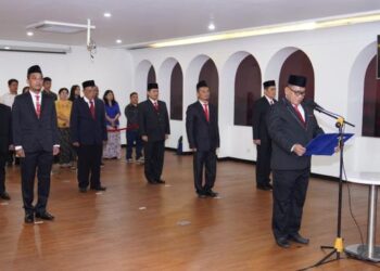 Pelantikan anggota Bawaslu Sumut Periode 2023-2028 (Foto: Istimewa)