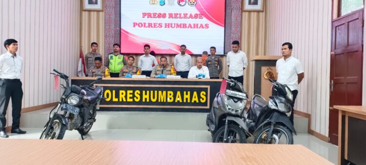 Polres Humbahas rilis pengungkapan kasus sabu dan tabrak lari.
