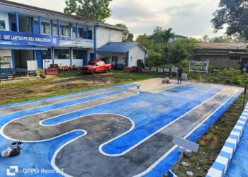 Model uji praktek yang sebelumnya berbentuk angka 8 dan zig-zag, kini berbentuk huruf S.