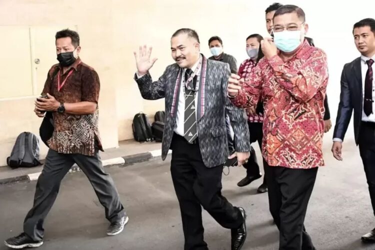 Kamaruddin diperiksa polisi sebagai tersangka hari ini (Foto : Antara)