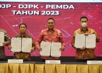 Bupati Pakpak Bharat, Franc Bernhard Tumanggor, hadir di Gedung Pusat Direktorat Jenderal Pajak, Kementerian Keuangan (Kemenkeu) RI, untuk tandatangani PKS dengan Kemenkeu, Selasa (22/08/2023).