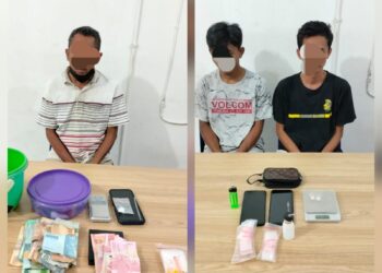 Foto ketiga tersangka dan barang bukti sabu yang diamankan Sat Narkoba Polres Pematang Siantar.