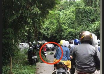 Seorang pengendara motor tewas usai terlibat kecelakaan di jalur Lintas Medan - Berastagi, dekat Desa Sembahe, Deliserdang, Minggu (10/9/2023) siang. TRIBUN MEDAN/HO